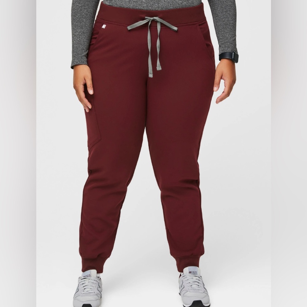 FIGS Women’s Zamora Jogger Scrub Pants, Size: XL, Color: Burgundy